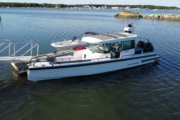 2022 Axopar 28 Cabin with AFT CABIN