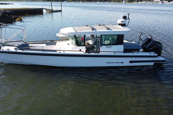 28ft Axopar Yacht For Sale
