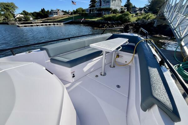 28ft Axopar Yacht For Sale