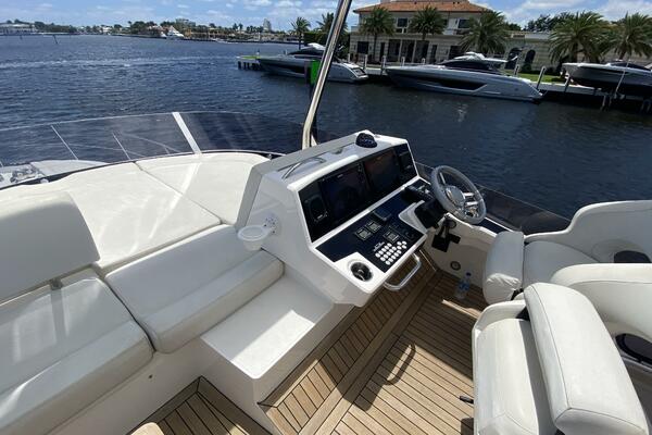 56ft Sunseeker Yacht For Sale