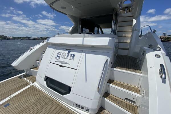 56ft Sunseeker Yacht For Sale