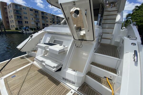 56ft Sunseeker Yacht For Sale