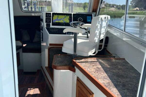 32ft Mabry Yacht For Sale