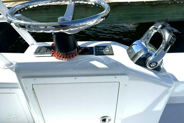 32ft Mabry Yacht For Sale