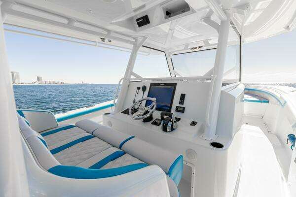 Yellowfin 42 Offshore Yacht For Sale