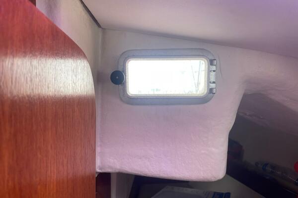 38ft Beneteau Yacht For Sale