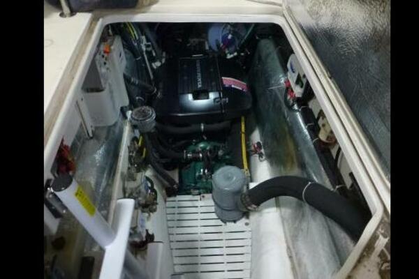 47ft Maine Cat Yacht For Sale