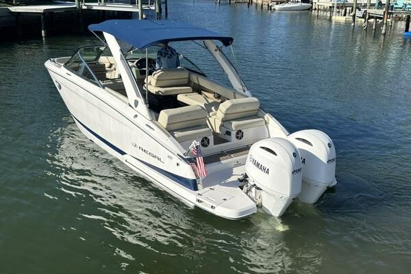 29ft Regal Yacht For Sale