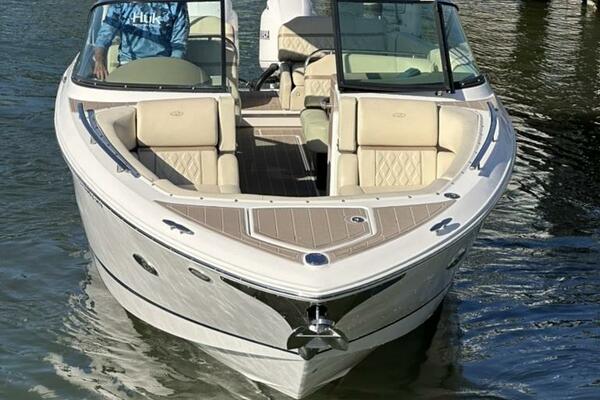 29ft Regal Yacht For Sale