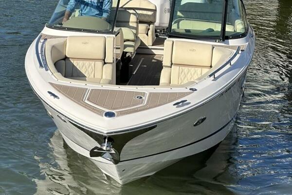 29ft Regal Yacht For Sale