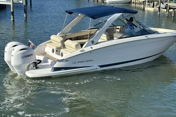 29ft Regal Yacht For Sale