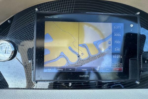 29ft Regal Yacht For Sale