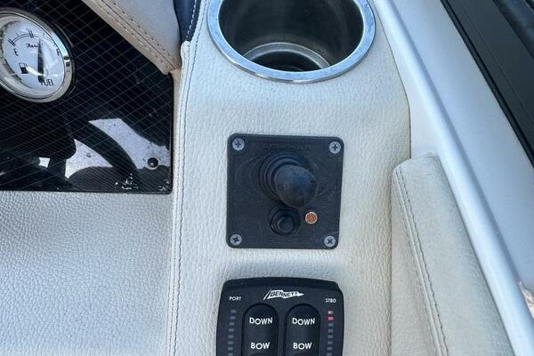 29ft Regal Yacht For Sale