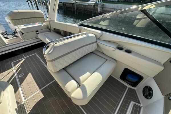 29ft Regal Yacht For Sale