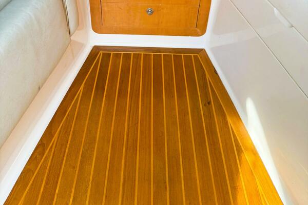 38ft Intrepid Yacht For Sale