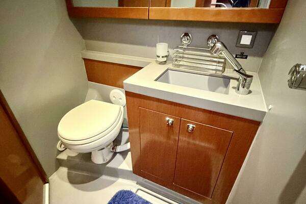 Beneteau Oceanis 55 Yacht For Sale