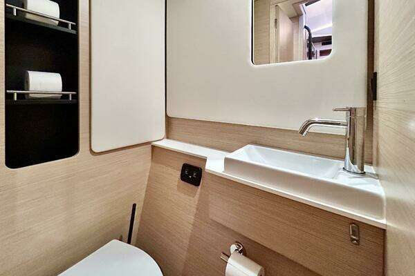 Nautitech 44 Open Yacht For Sale