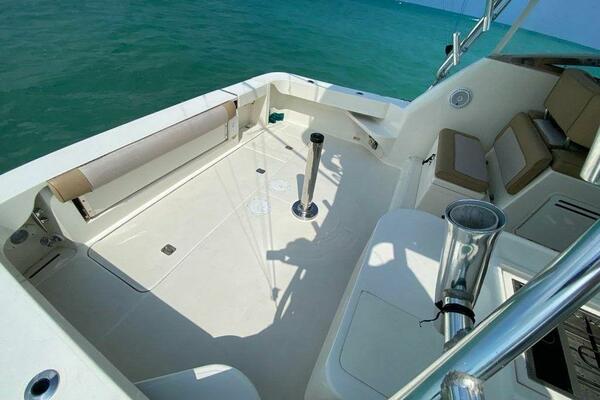 Vamonos 34ft Sea Ray Yacht For Sale
