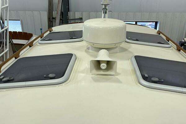 Hinckley Picnic 36 EP Yacht For Sale