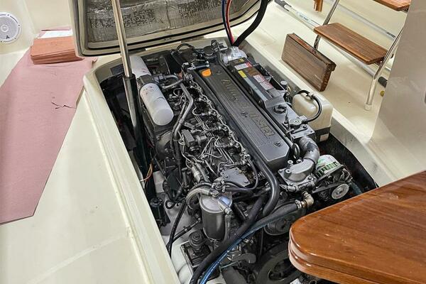 SOLEIL 36ft Hinckley Yacht For Sale