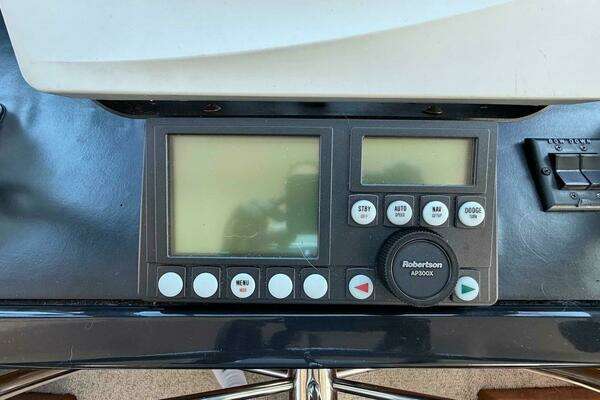 Viking 58 Convertible Yacht For Sale