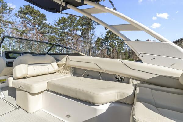 24ft Regal Yacht For Sale