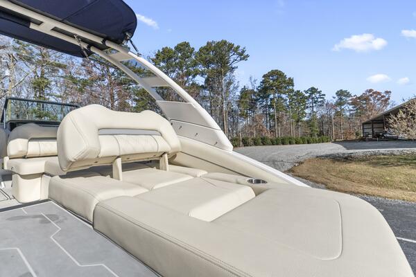 24ft Regal Yacht For Sale