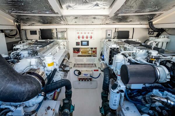 MOONDAWG 40ft Cabo Yacht For Sale