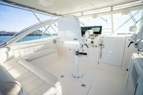 MOONDAWG 40ft Cabo Yacht For Sale