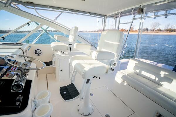 MOONDAWG 40ft Cabo Yacht For Sale