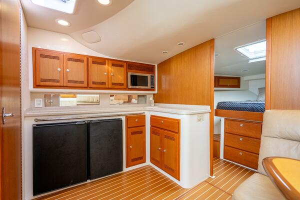 MOONDAWG 40ft Cabo Yacht For Sale
