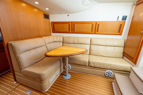 MOONDAWG 40ft Cabo Yacht For Sale