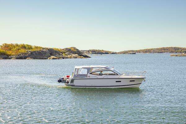 33-ft-Nimbus-2026-305 Drophead-2026 Nimbus 305 Drophead North Palm Beach Florida United States  yacht for sale