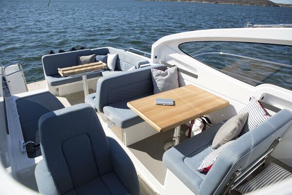 2026 Nimbus 305 Drophead 33ft Nimbus Yacht For Sale