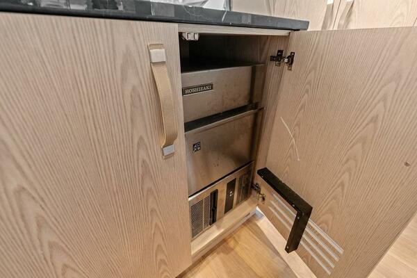 THE WOLF 118ft Sanlorenzo Yacht For Sale