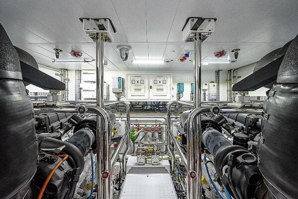 THE WOLF 118ft Sanlorenzo Yacht For Sale