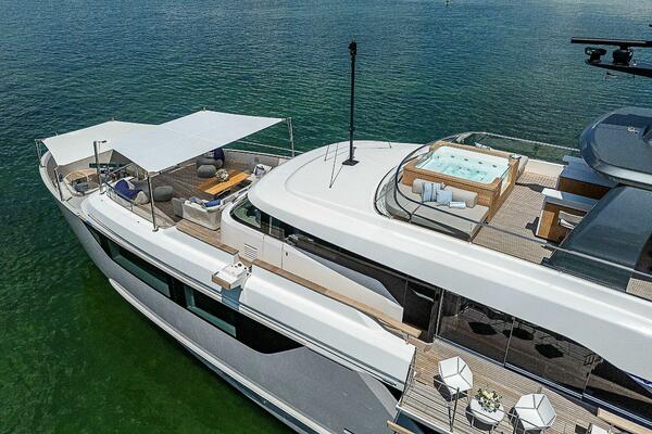 THE WOLF 118ft Sanlorenzo Yacht For Sale