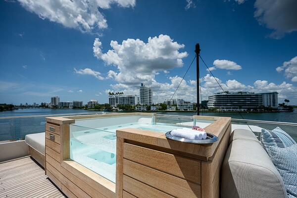 THE WOLF 118ft Sanlorenzo Yacht For Sale