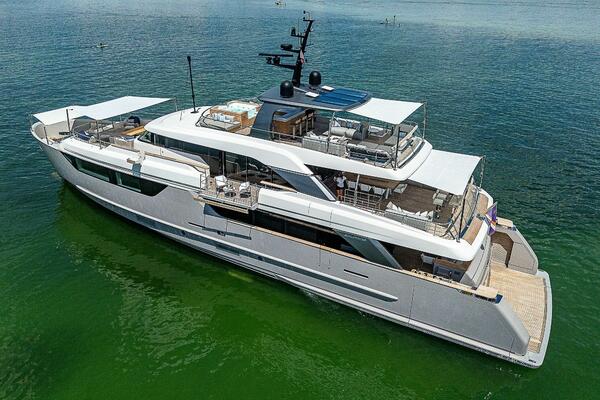 THE WOLF 118ft Sanlorenzo Yacht For Sale