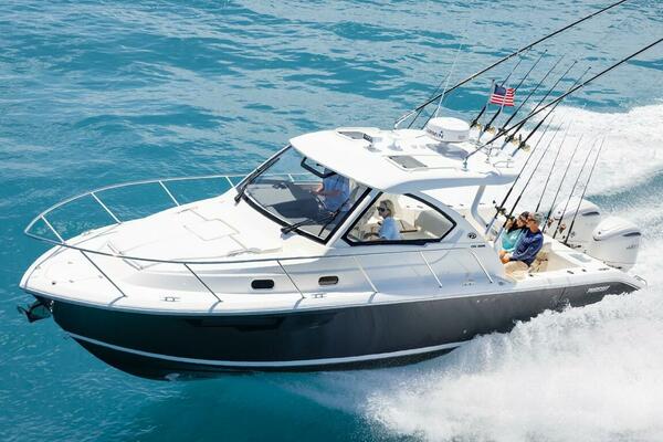 32ft Pursuit Yacht For Sale
