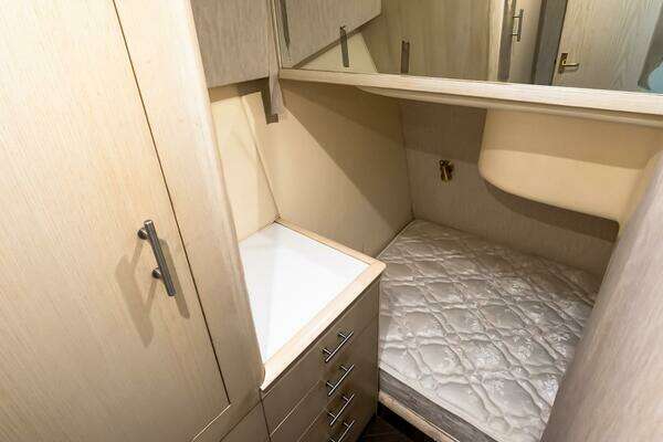 Ocean Yachts 48 Super Sport Yacht For Sale