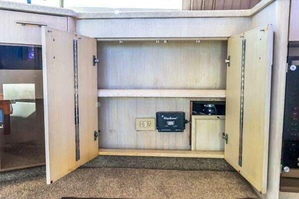 Ocean Yachts 48 Super Sport Yacht For Sale