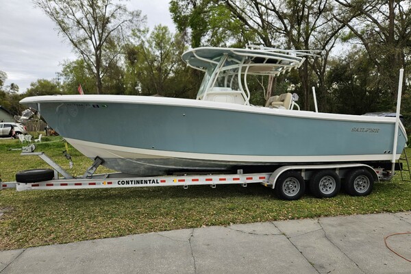 2017 Sailfish 290 CC