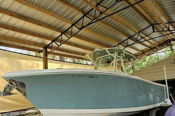 Photo of the 2017 Sailfish 290 CC