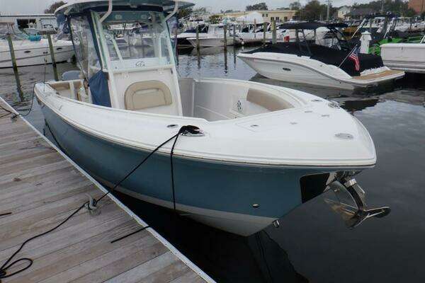 Photo of the 2017 Sailfish 290 CC