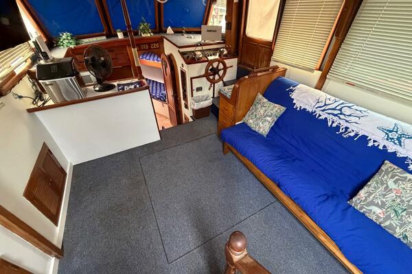 Sunset Magic III 38ft Golden Star Yacht For Sale