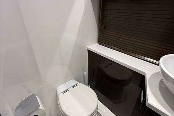 Galeon 485 HTS Yacht For Sale