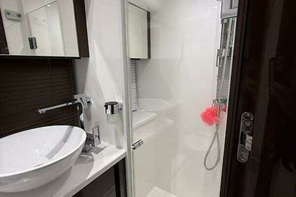 Galeon 485 HTS Yacht For Sale