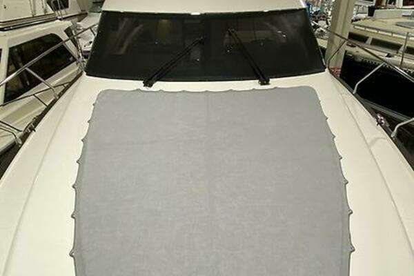 Marquis 500 Sport Bridge Yacht For Sale