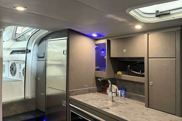 Formula 40 Super Sport Yacht For Sale